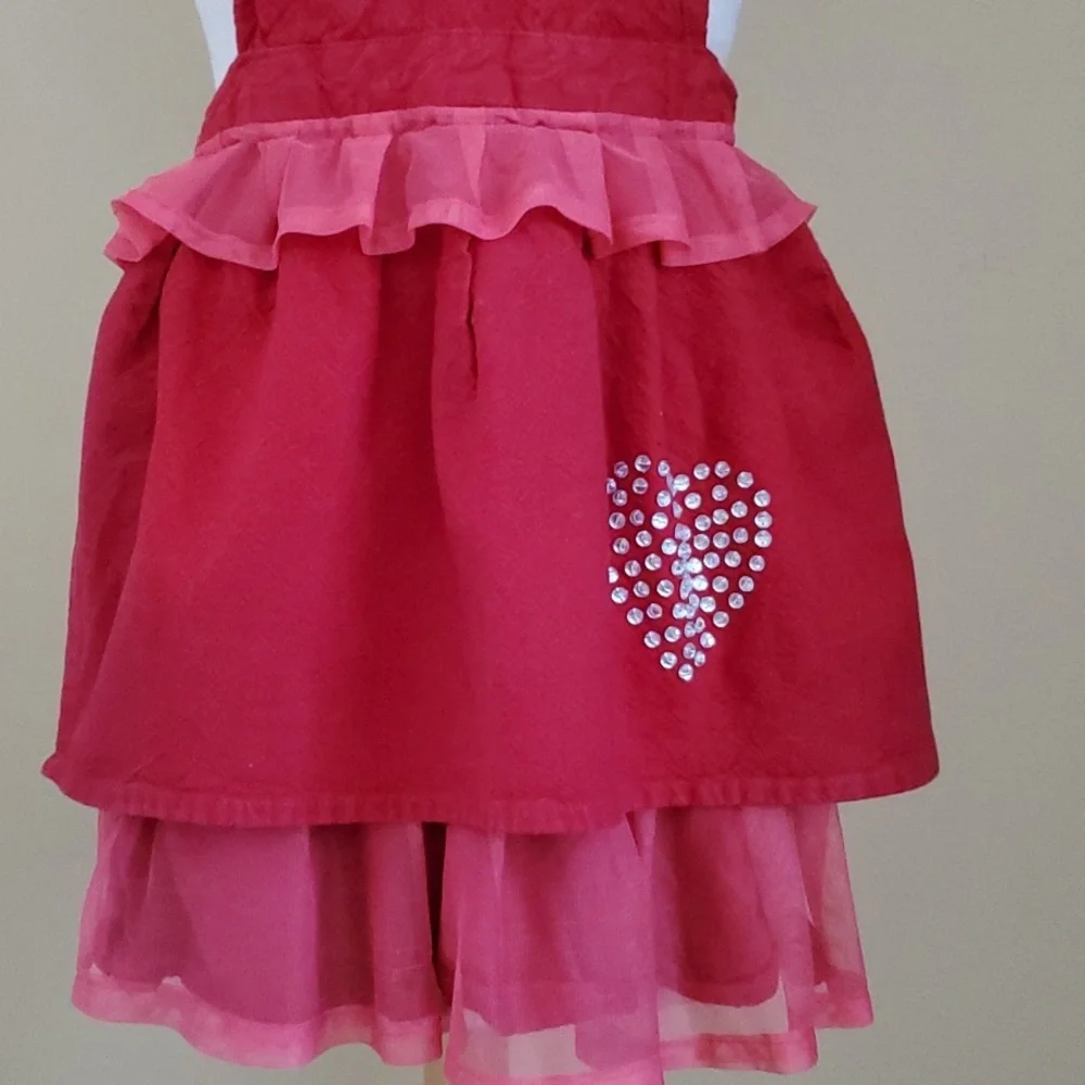 Red Heart Rhinestone Ruffle Apron - Picture 3 of 6